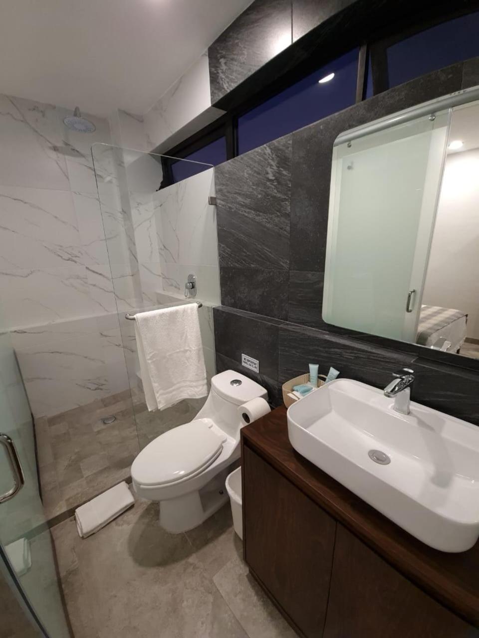 La Casa Mia Leon Hotel Phòng bức ảnh